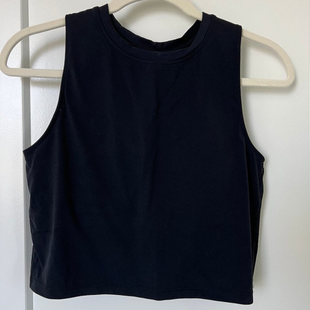 NATURAL FEELINGS- Black Yoga Tank Top w/ Built in Bra- LARGE